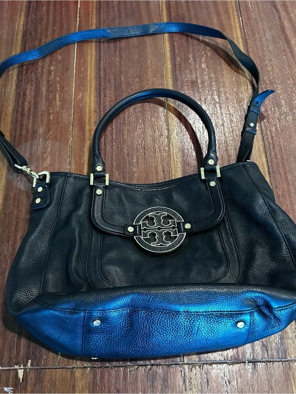 Tory Burch Black Shoulder Bag Pebbled & Dust Bag